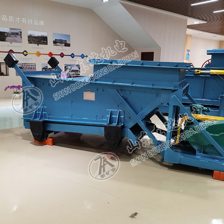 GLW590/18.5/S往复式给煤机