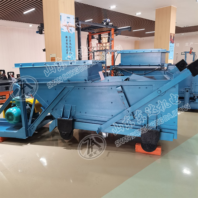 GLW800/11/S往复式给煤机